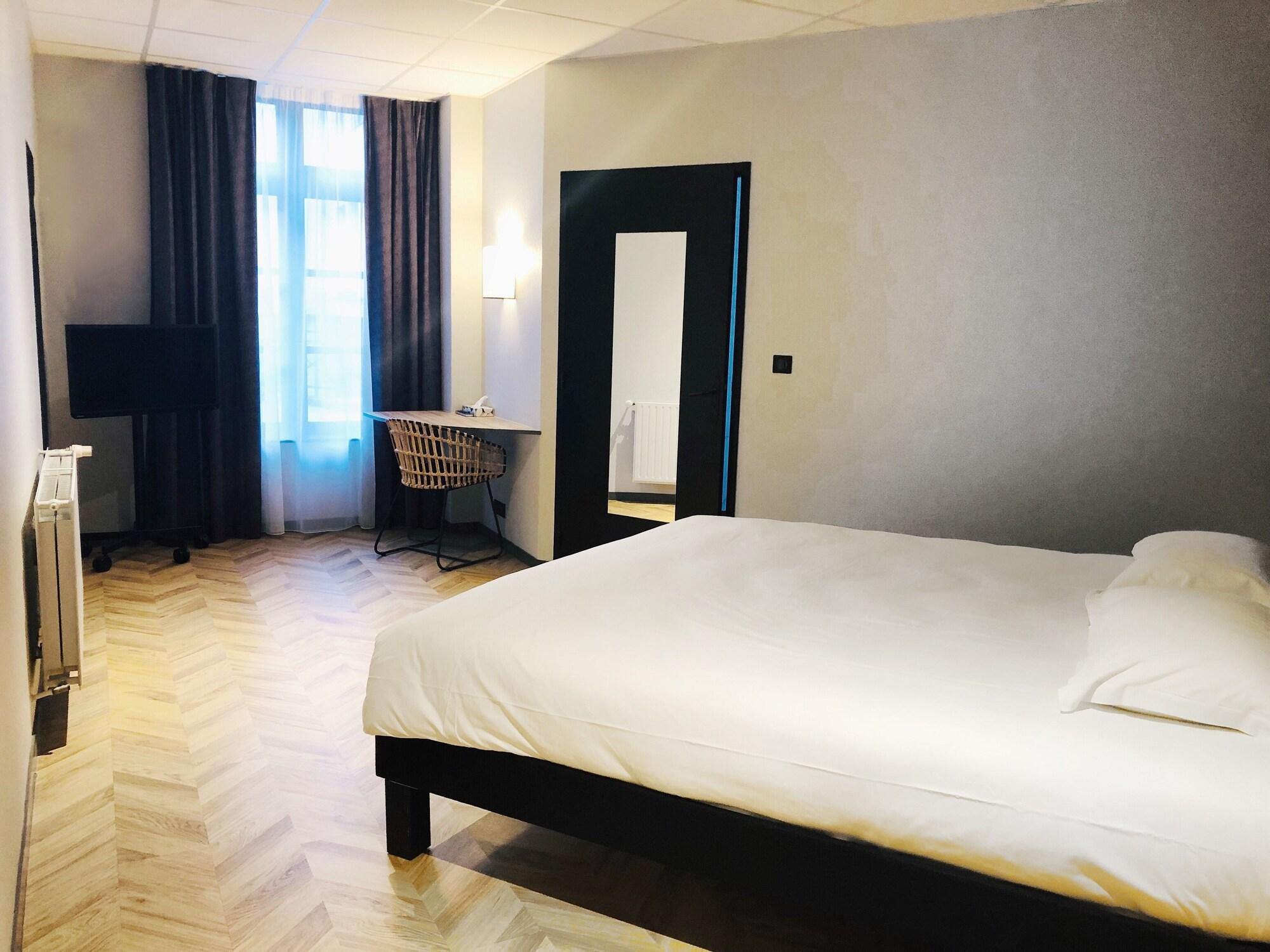 Hotel Lanjuinais Ренн Екстер'єр фото